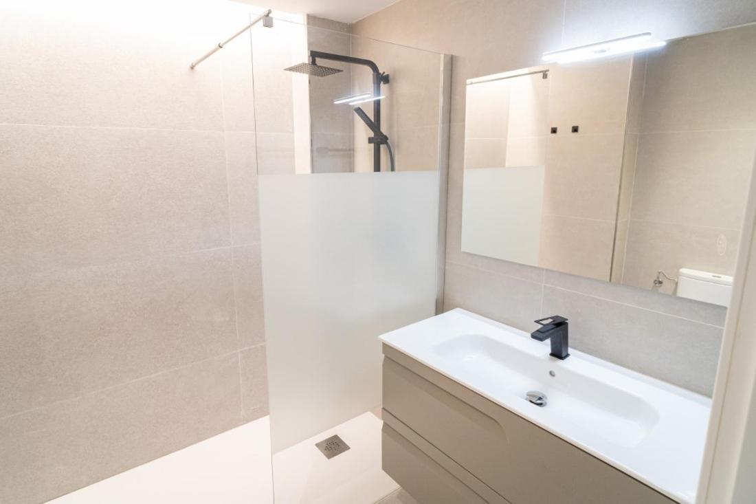 Ornis Apartments Poble Sant Carlos de la Ràpita المظهر الخارجي الصورة